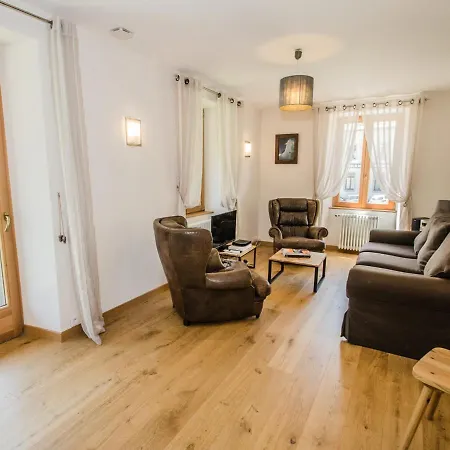 Apartment A Proche Pistes Avec Balcon Et Wifi - Fr-1-343-194 *