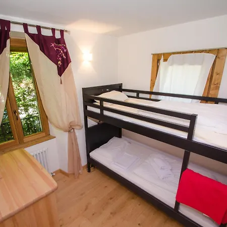 A Avec Parking Et Wifi, Proche Pistes - Fr-1-343-194